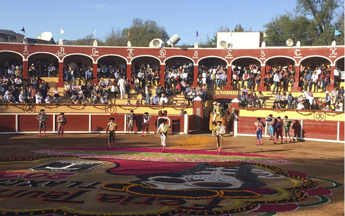 Angelino de Arriaga triunfador en la primera corrida de la Feria Taurina Tlaxcala