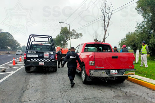 Asegura SSC vehículo en con aditamentos exclusivos de unidades policiales y emergencia