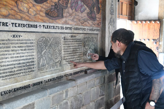 Comienzan restauración integral de los murales de palacio de gobierno