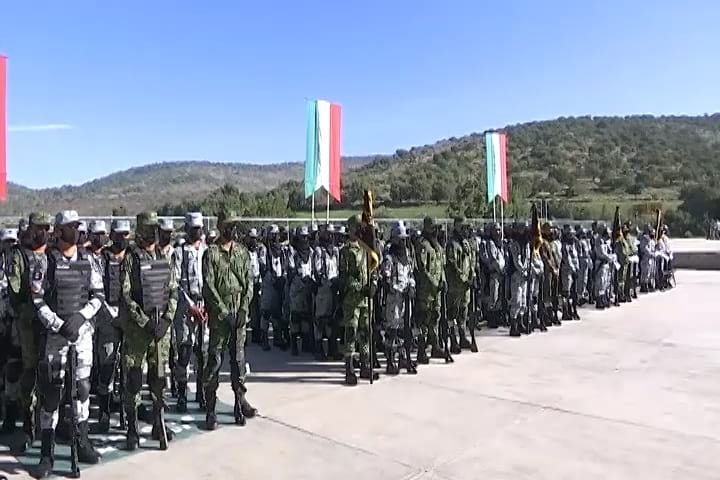 Se lleva a cabo ceremonia de graduación de 250 elementos del Ejercito Nacional