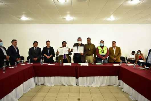 Signa convenios CECYTE-EMSAD Tlaxcala con CEPC y UTT