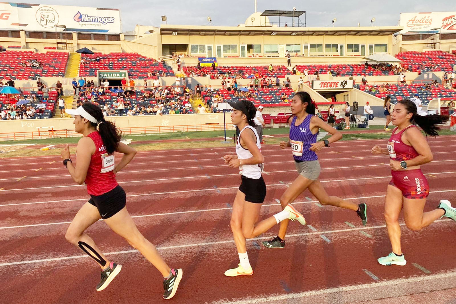 Elizabeth Tuxpan obtuvo medalla de plata en Juegos Nacionales