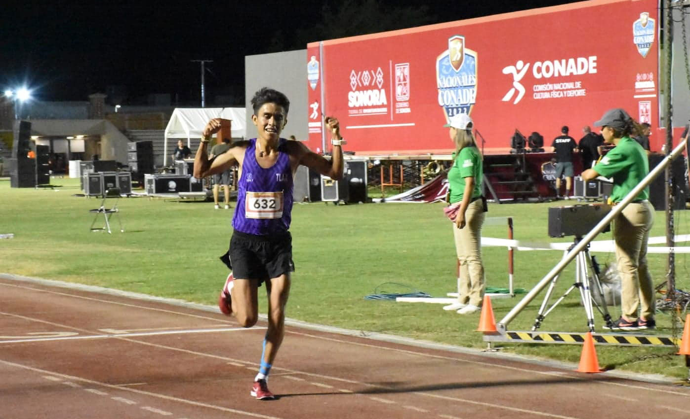 Erick Salvador se convierte en bicampeón de los nacionales CONADE