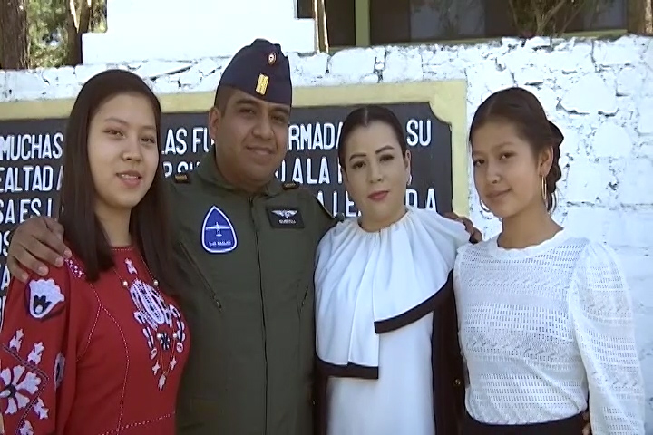 Así viven el Día del Padre elementos del Ejército Mexicano