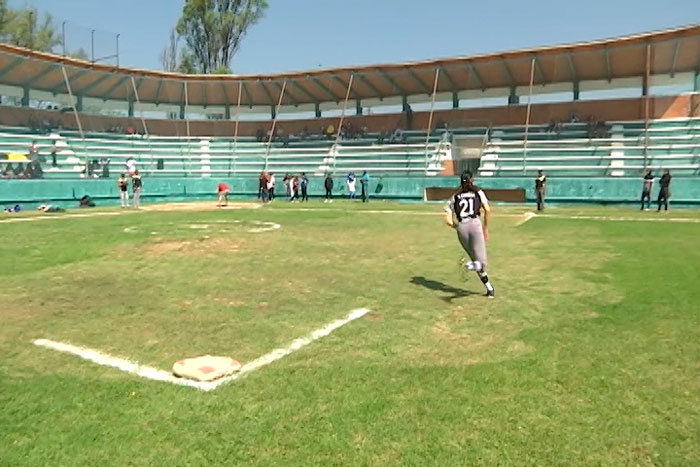 Realizó liga de softbol 