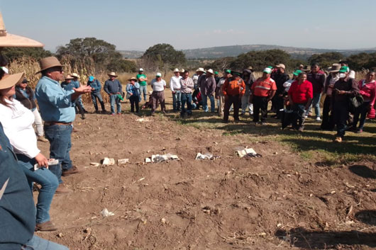 Recibe Tlaxcala a productores de la Ciudad de México en intercambio de experiencias