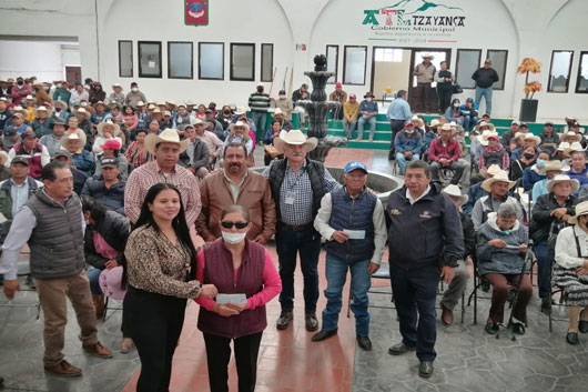 Entrega SIA pago por siniestros agroclimáticos en Atltzayanca y Cuapiaxtla