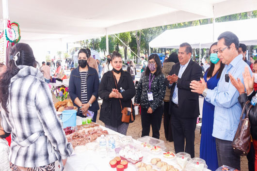 Realiza ICATLAX expoventa regional en el municipio de Apizaco