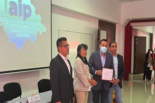 Reconoce IAIP al sector salud por cumplir con ley de transparencia