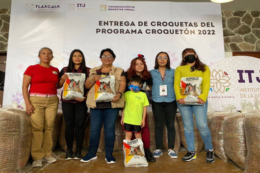 Entrega ITJ más de tres toneladas de croquetas a la coordinación de bienestar animal