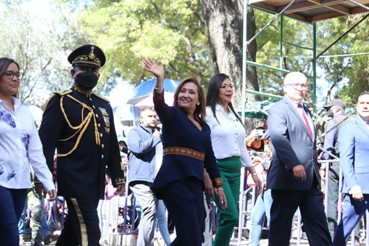 Encabezó gobernadora Lorena Cuéllar desfile conmemorativo del CCXII Aniversario de la Independencia de México