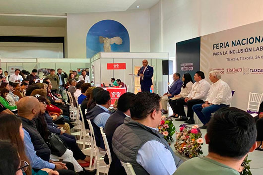 Vincula feria nacional de empleo a jóvenes con oportunidades laborales