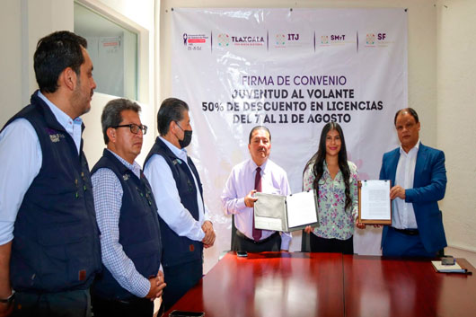 Otorga gobierno estatal descuento en licencias de conducir a jóvenes