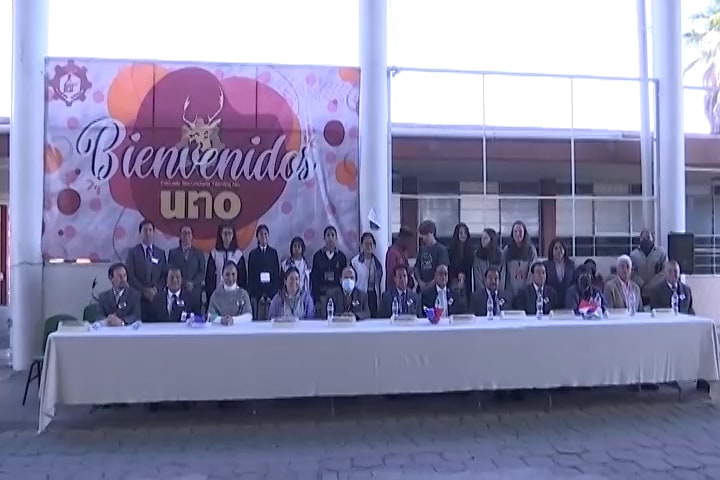 Llegan jóvenes de Estados Unidos a Tlaxcala por intercambio escolar