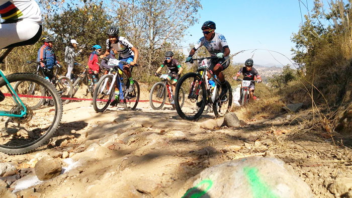 El Cuatlapanga recibió competencia en ciclismo de montaña