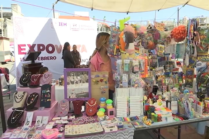 Realizó IEM primera Expo Venta de Mujeres Emprendedoras en Amaxac