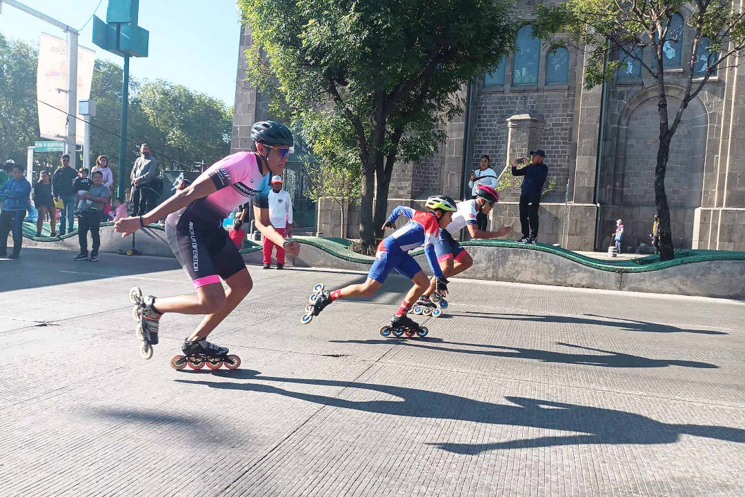 Hubo competencia de Skate Cross