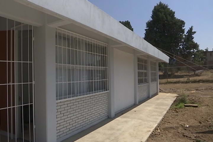 Entregan autoridades infraestructura educativa en Secundaria Técnica Número 51