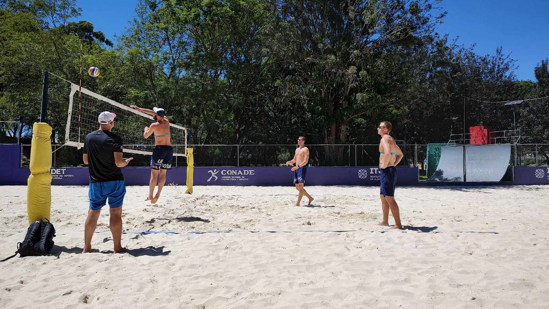 Los campeones olímpicos ya entrenan en Tlaxcala para el Mundial de Voleibol de Playa