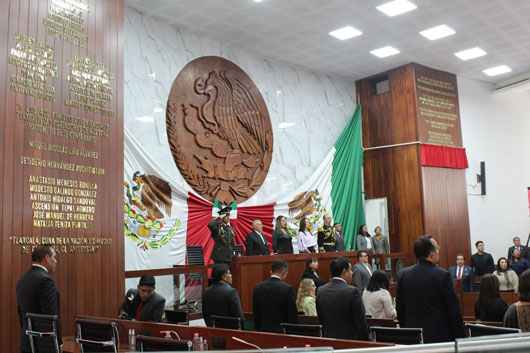 Autoridades de los tres poderes conmemoraron bicentenario del colegio militar