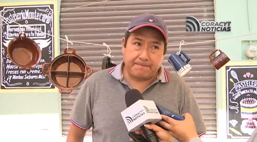 Abraham García Valdez muestra su pasión por la alfarería