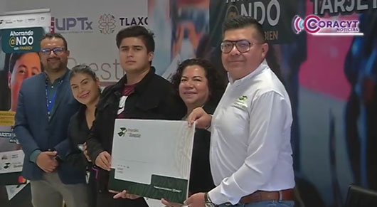 Recibieron estudiantes de la UPTx tarjetas del programa “Ahorrando ando”