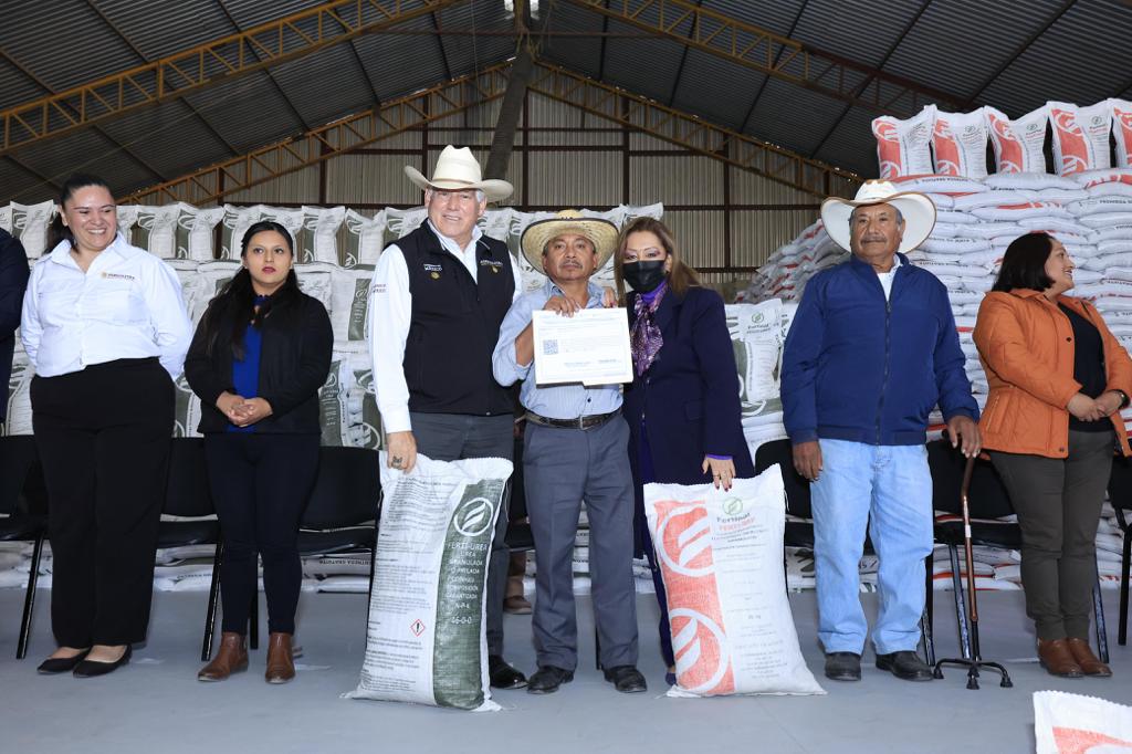 Encabezó Gobernadora arranque de entrega de insumos 2024 del programa de “Fertilizantes para el Bienestar”