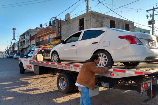 Expiden reglamento para normar servicio de grúas, corralones y encierros oficiales