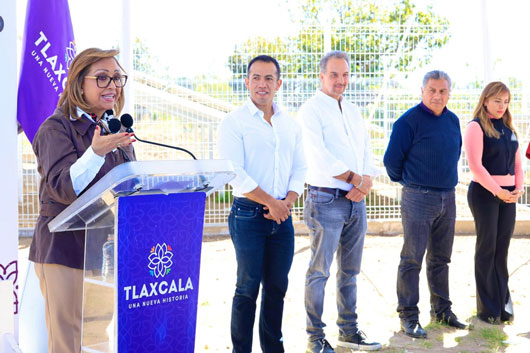 Inaugura Gobernadora primer tanque elevado alimentado con energía solar