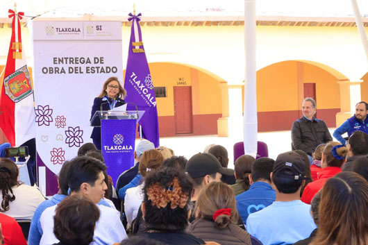 Gobernadora entregó rehabilitación de la Plaza de Toros de Apizaco