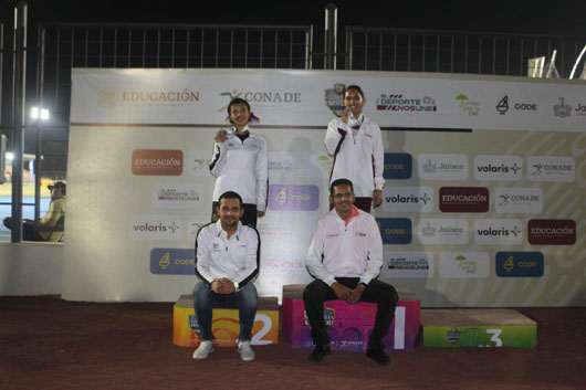 Cierra Tlaxcala participación en atletismo con medalla de plata en los 800 m. Femenil