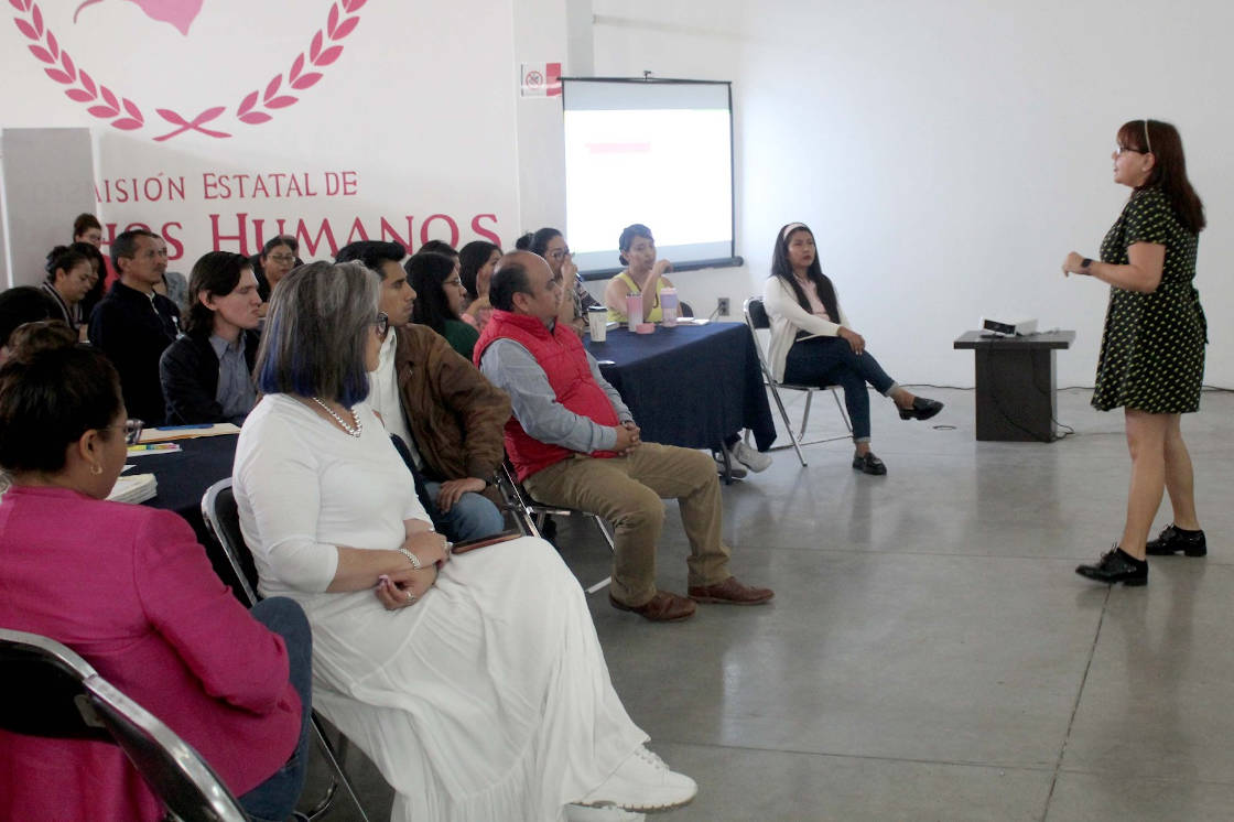 Imparte CNDH taller para fortalecer la perspectiva de género