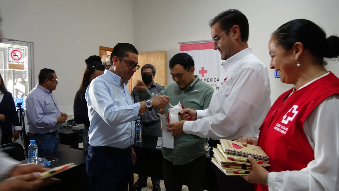 Promueven SMYT y Cruz Roja prácticas responsables entre los conductores