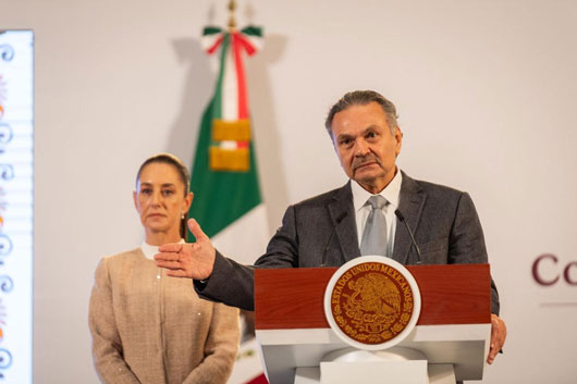 Octavio Romero Oropeza participa en presentación del programa de vivienda y regularización