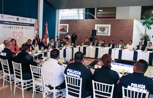 Fortalecen estrategias de seguridad en la primera mesa regional de construcción de paz