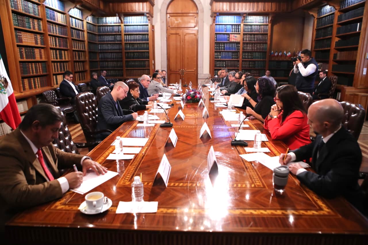 Acuerdan INE y Comisión Presidencial para la Reforma Electoral trabajo conjunto