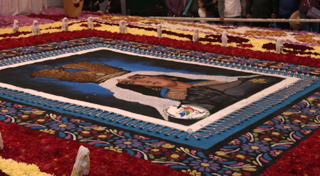 Fe, color y arte iluminaron a Huamantla en “La Noche que Nadie Duerme” 