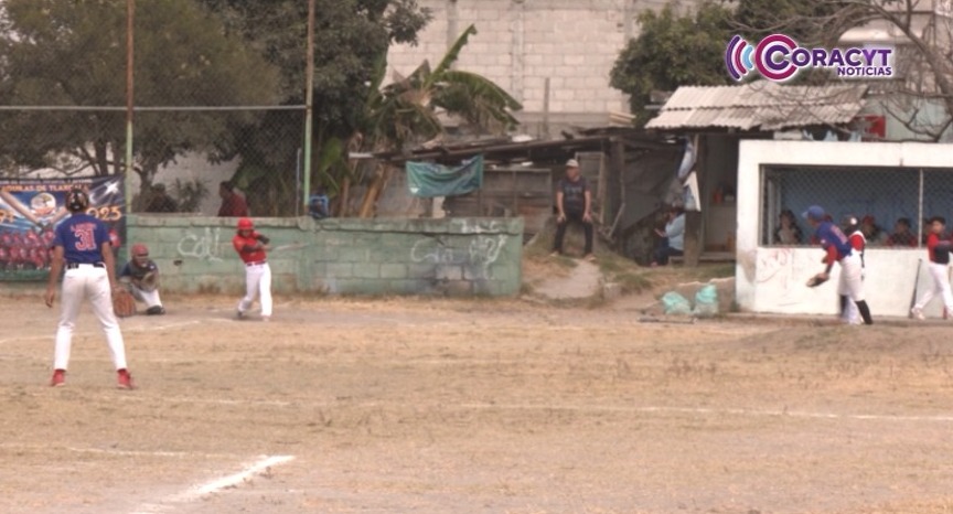 Conquistaron “Águilas” de Chiautempan el campeonato de la Liga de Béisbol Infantil