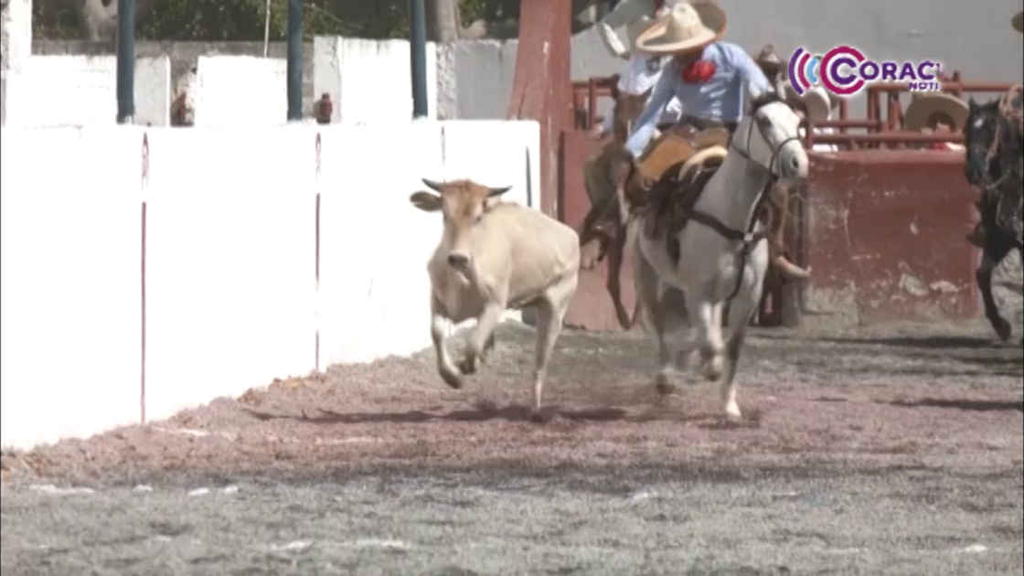 Familias disfrutan la adrenalina del “Torneo Charro” 