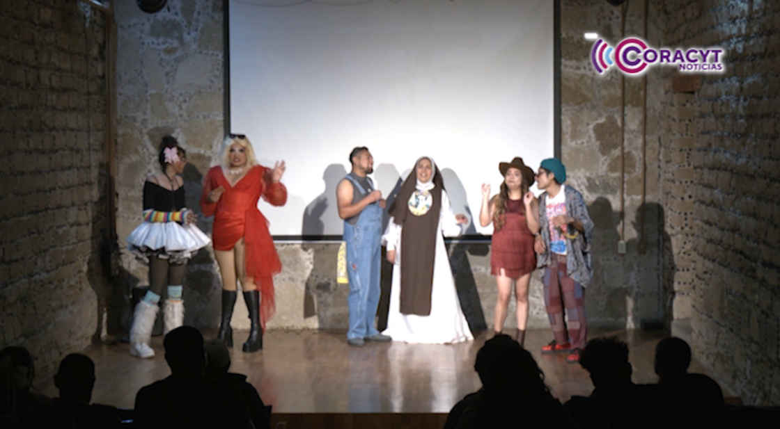 Con “¿Y qué culpa tiene Afrodita?” el Icatlax cerró el curso de artes escénicas