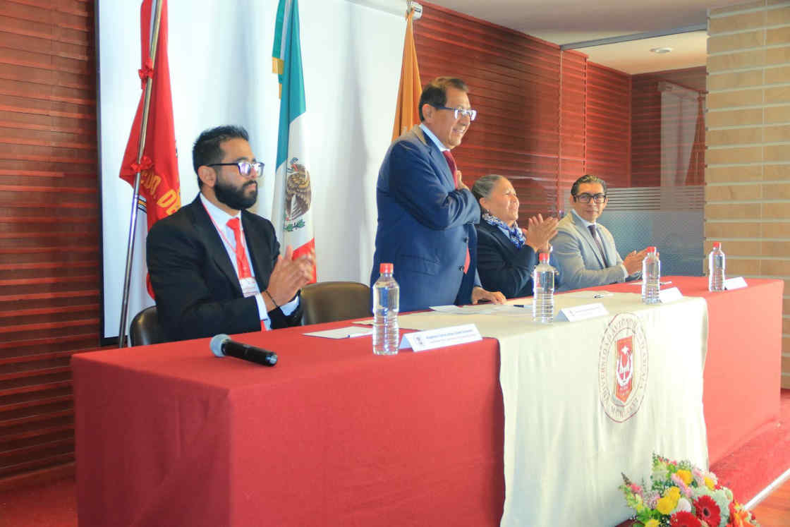 Inauguró UATx Primer Coloquio de la Licenciatura en Diseño Automotriz