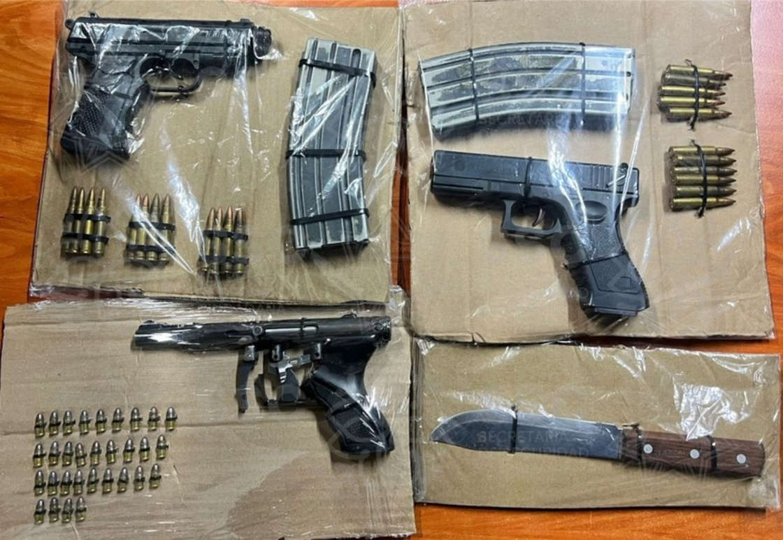 Detiene SSC a cuatro sujetos por portación ilegal de arma de fuego en Zacatelco