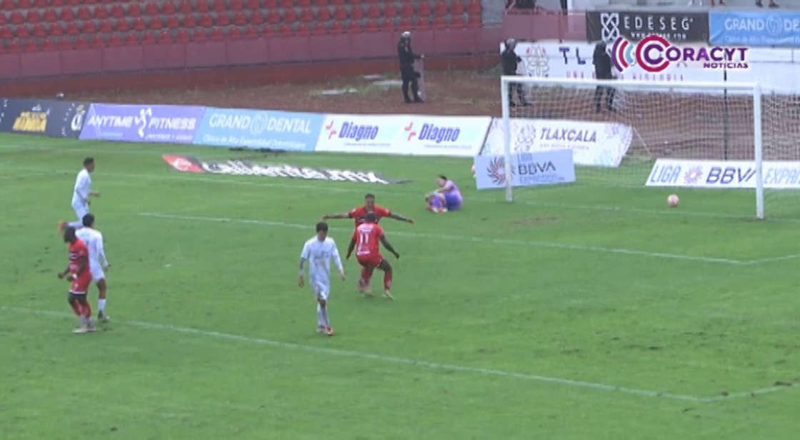 Coyotes empata con Atlético La Paz en un duelo de goles