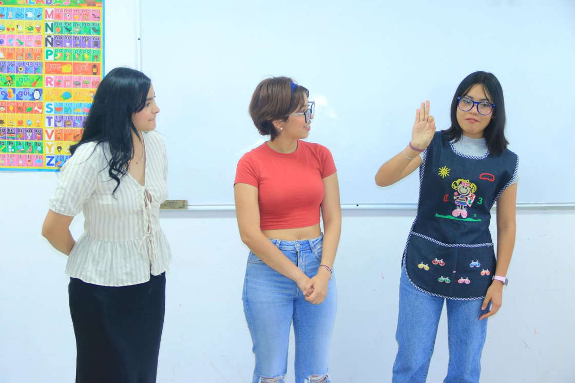 Estudiantes de Educación Especial participan con talleres en la Unidad de Atención Infantil