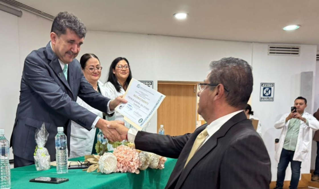 Reconoce IMSS Tlaxcala a familiares de donantes