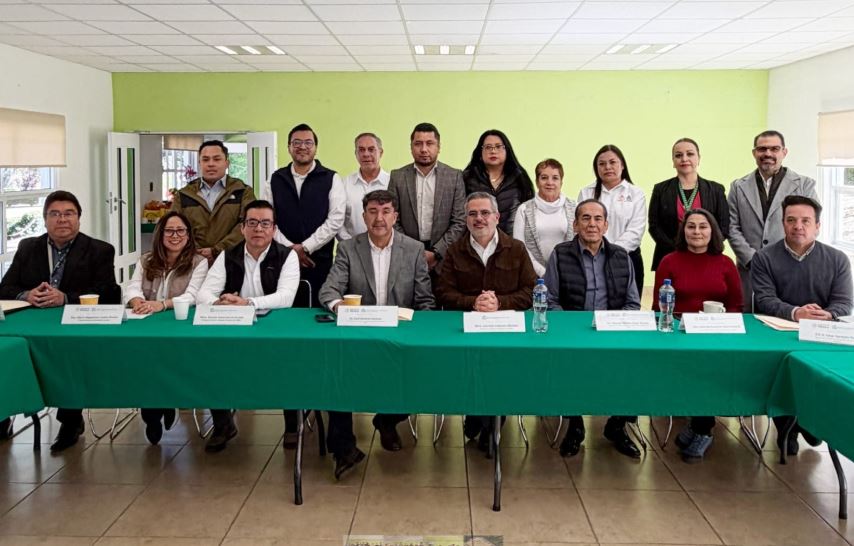 Entrega el Centro Vacacional Malintzi la pista de atletismo a la Representación del IMSS Tlaxcala